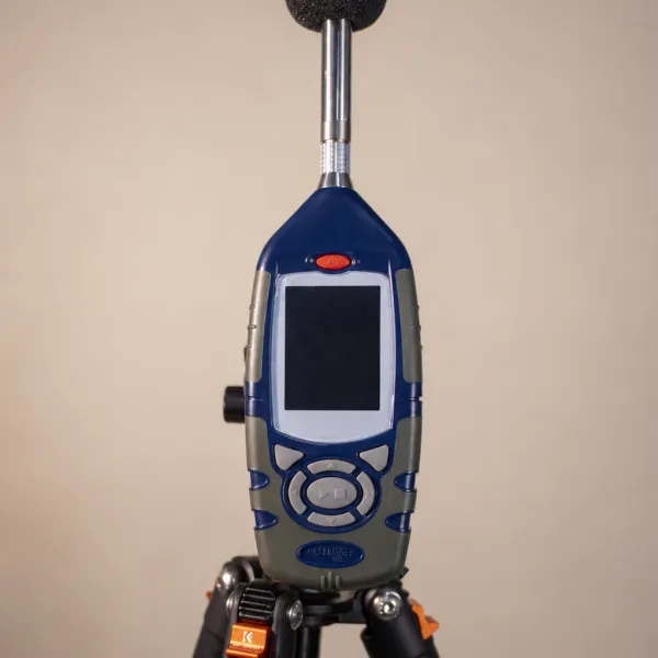 Casella CEL-633C1 on tripod